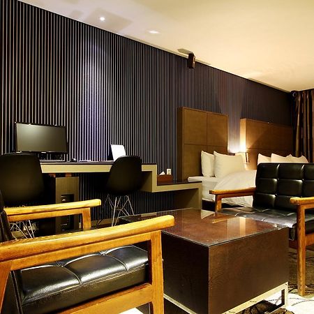 Uijeongbu Latree Hotel Esterno foto