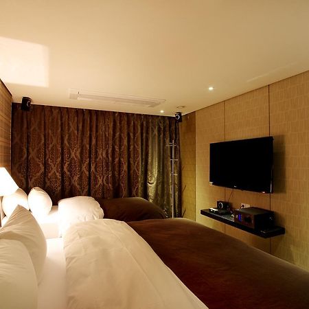 Uijeongbu Latree Hotel Esterno foto
