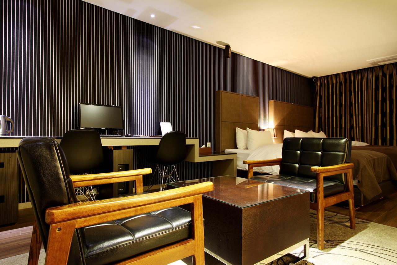 Uijeongbu Latree Hotel Esterno foto