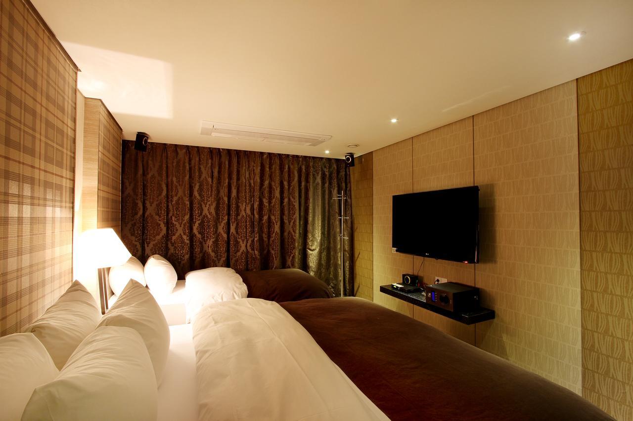 Uijeongbu Latree Hotel Esterno foto