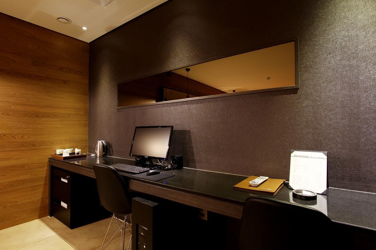 Uijeongbu Latree Hotel Esterno foto