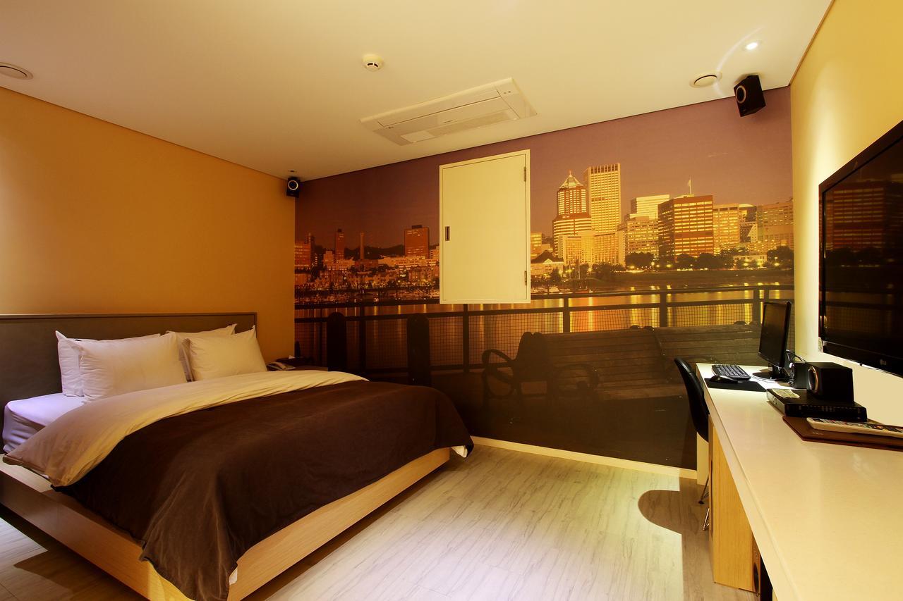 Uijeongbu Latree Hotel Esterno foto