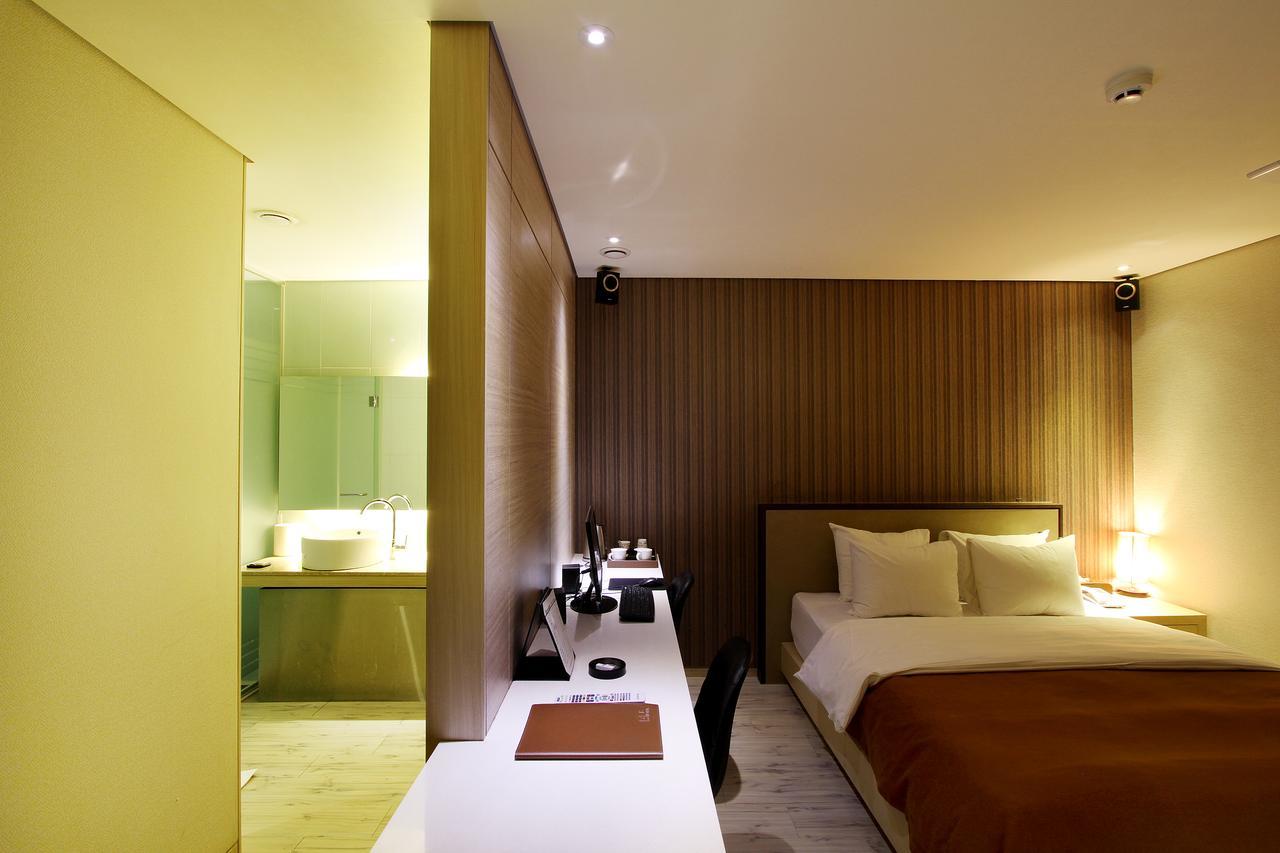Uijeongbu Latree Hotel Esterno foto