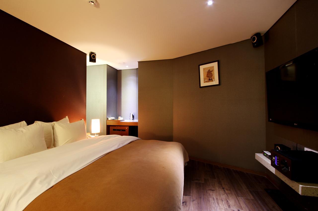 Uijeongbu Latree Hotel Esterno foto