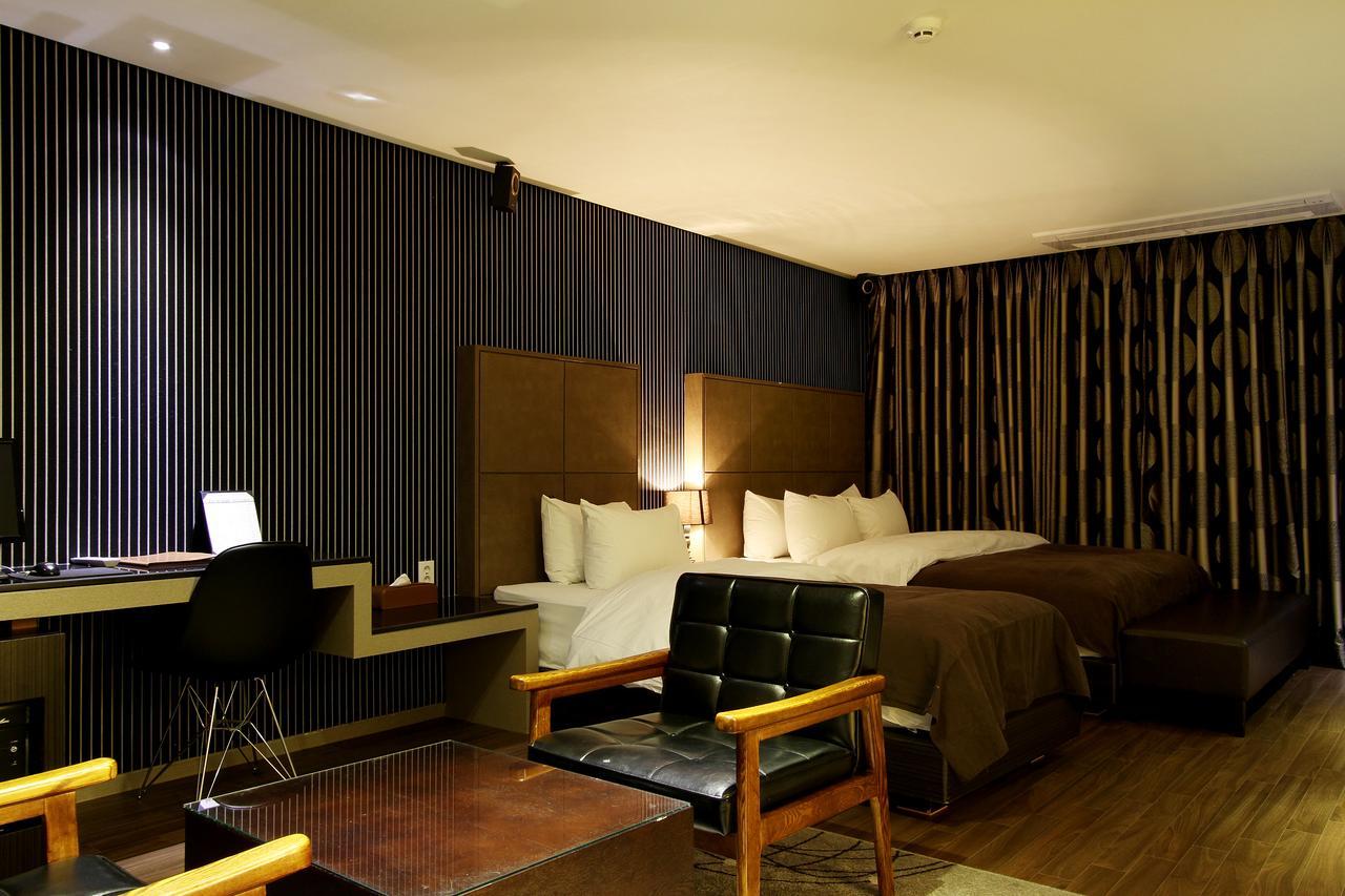 Uijeongbu Latree Hotel Esterno foto