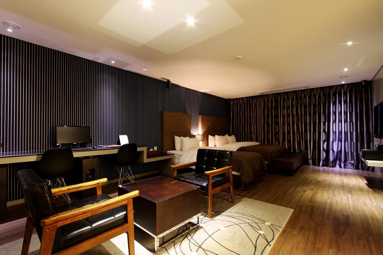 Uijeongbu Latree Hotel Esterno foto