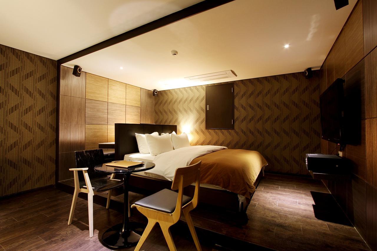 Uijeongbu Latree Hotel Esterno foto