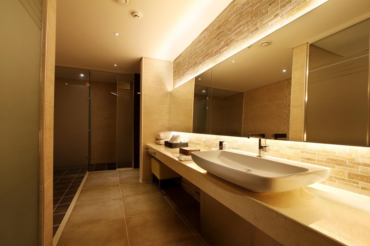 Uijeongbu Latree Hotel Esterno foto