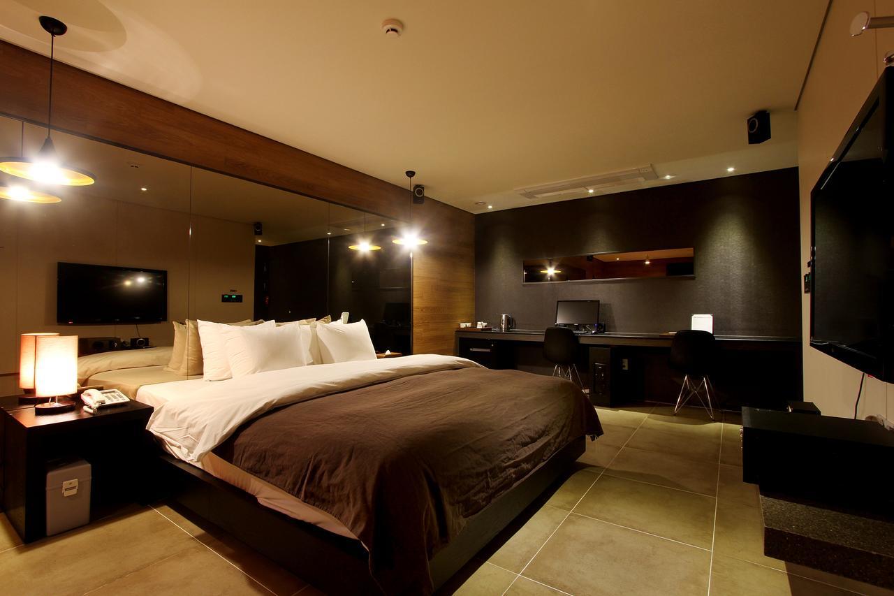 Uijeongbu Latree Hotel Esterno foto