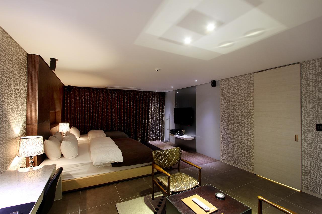 Uijeongbu Latree Hotel Esterno foto