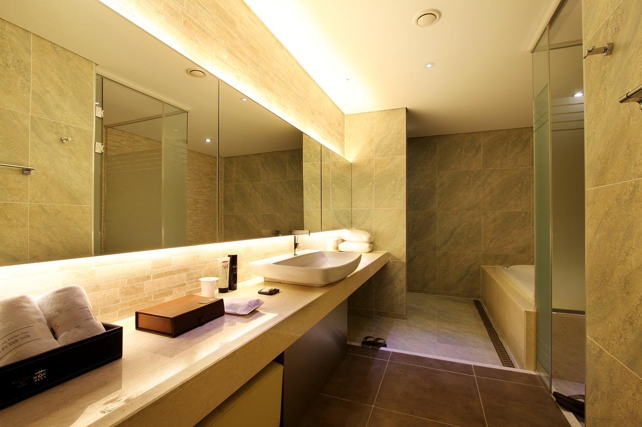 Uijeongbu Latree Hotel Esterno foto