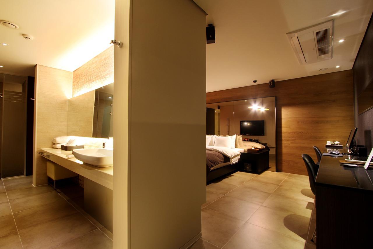 Uijeongbu Latree Hotel Esterno foto