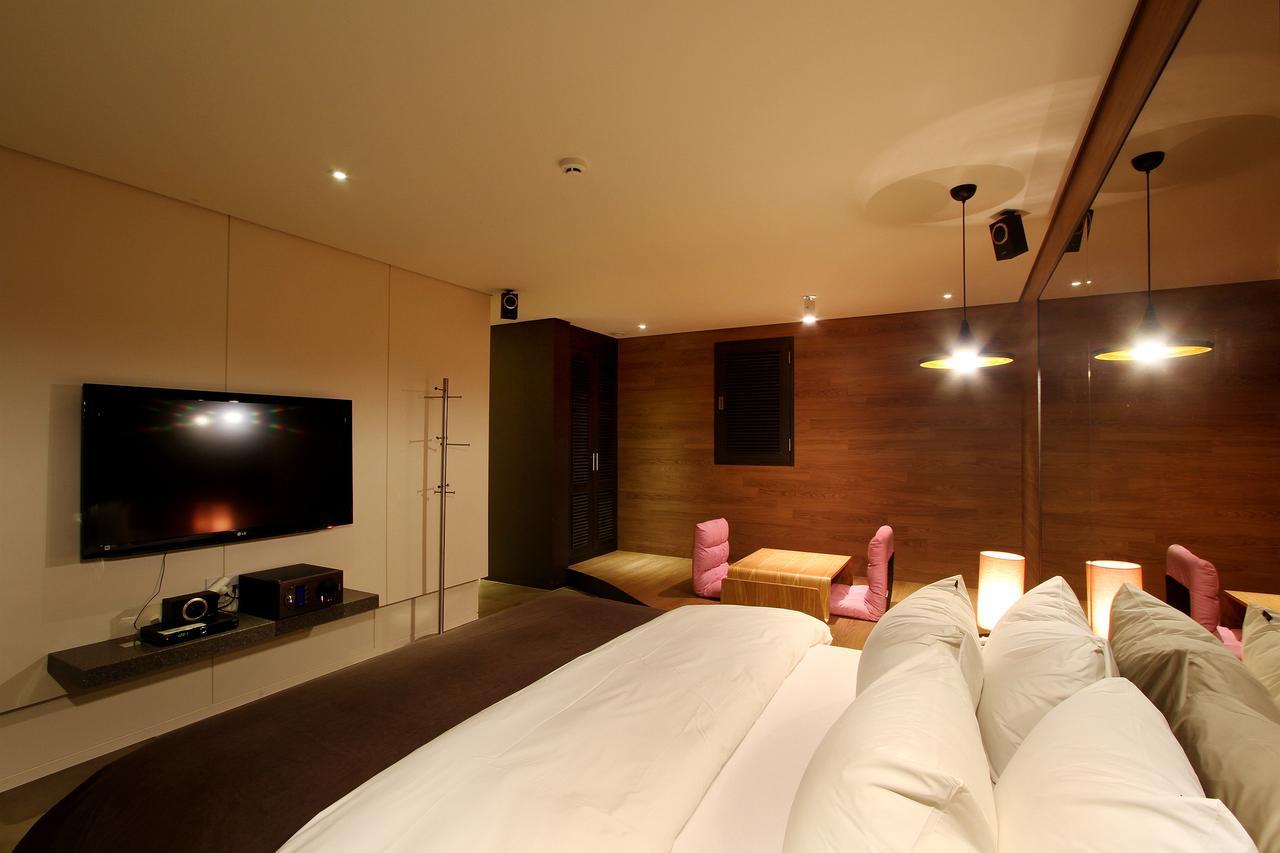 Uijeongbu Latree Hotel Esterno foto